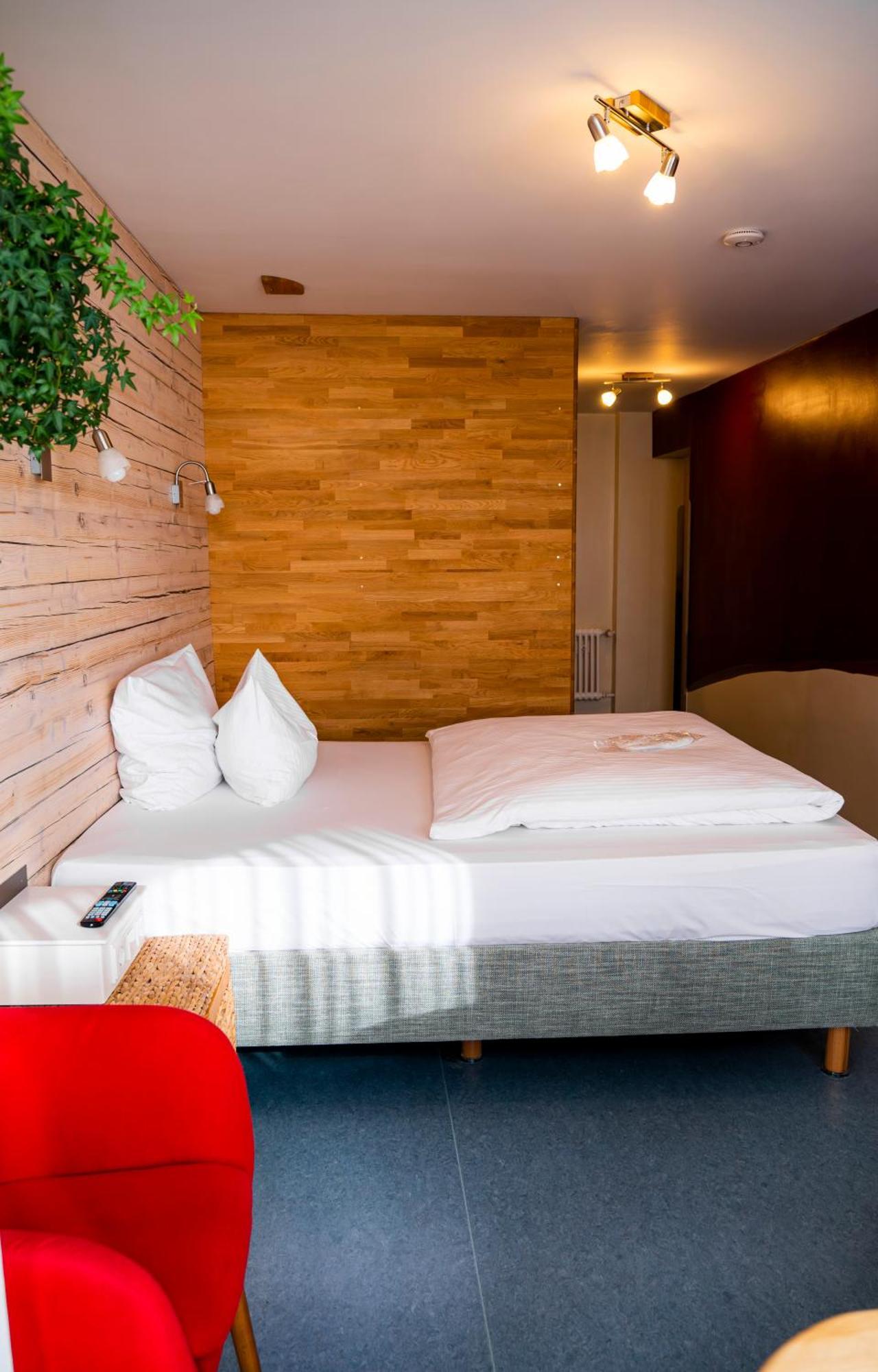 Deluxe Single Room