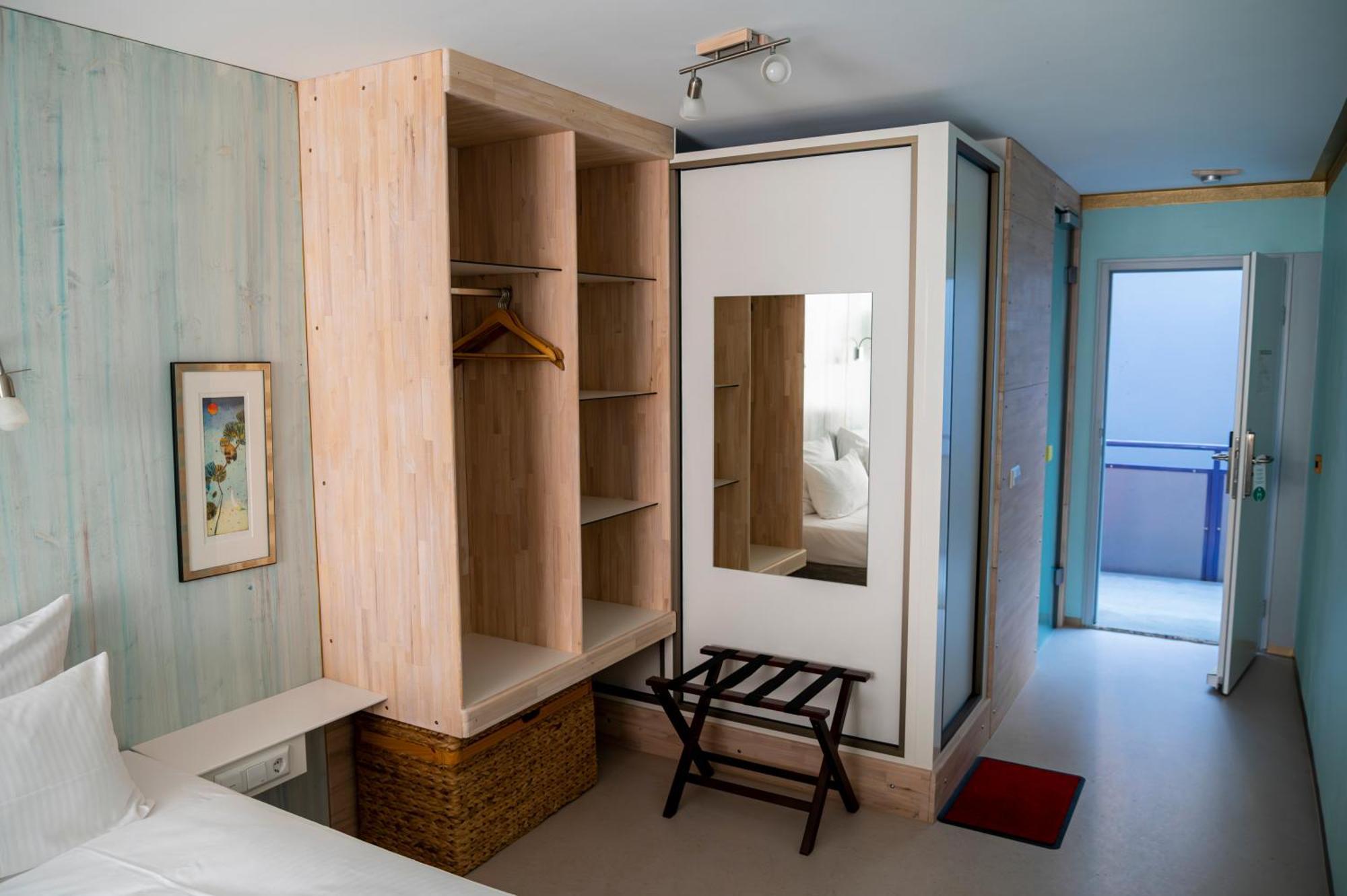Deluxe Single Room