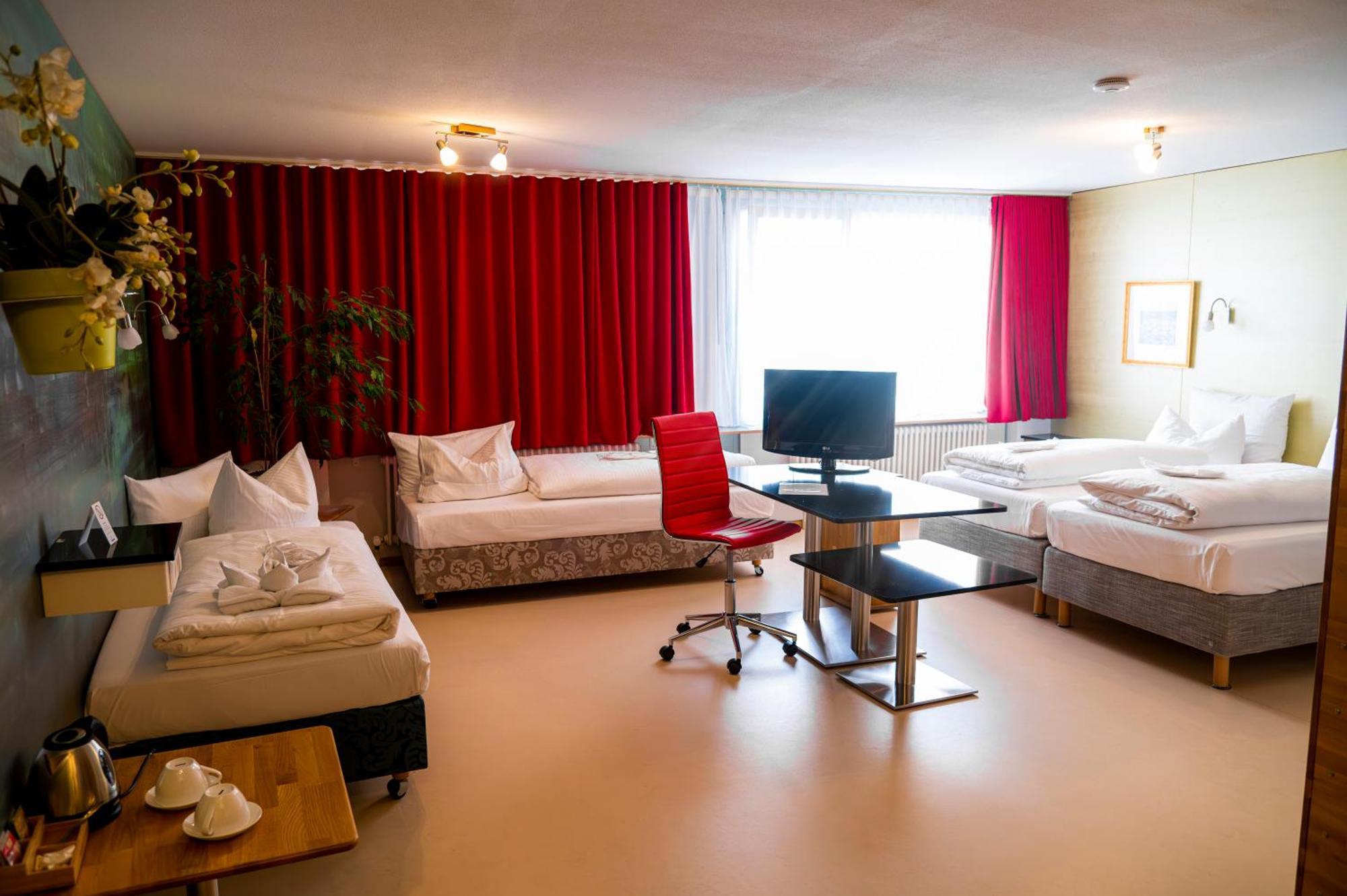 Deluxe Quadruple Room