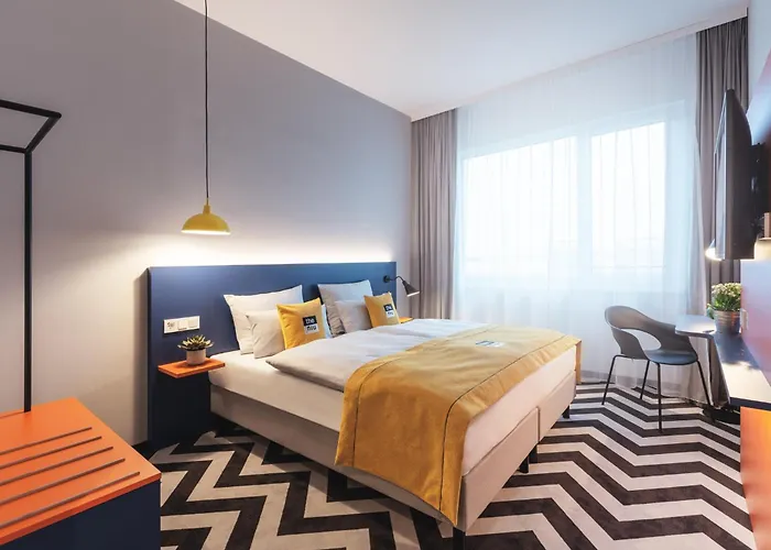Holiday Inn - The Niu, Form Stuttgart Feuerbach By Ihg